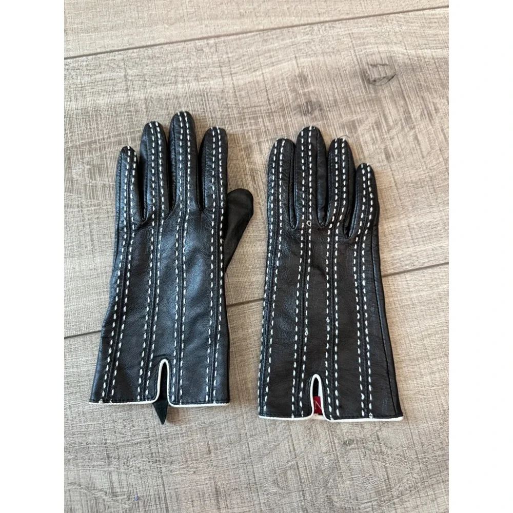 Merona Black Gloves White Contrast Stitching Small Medium